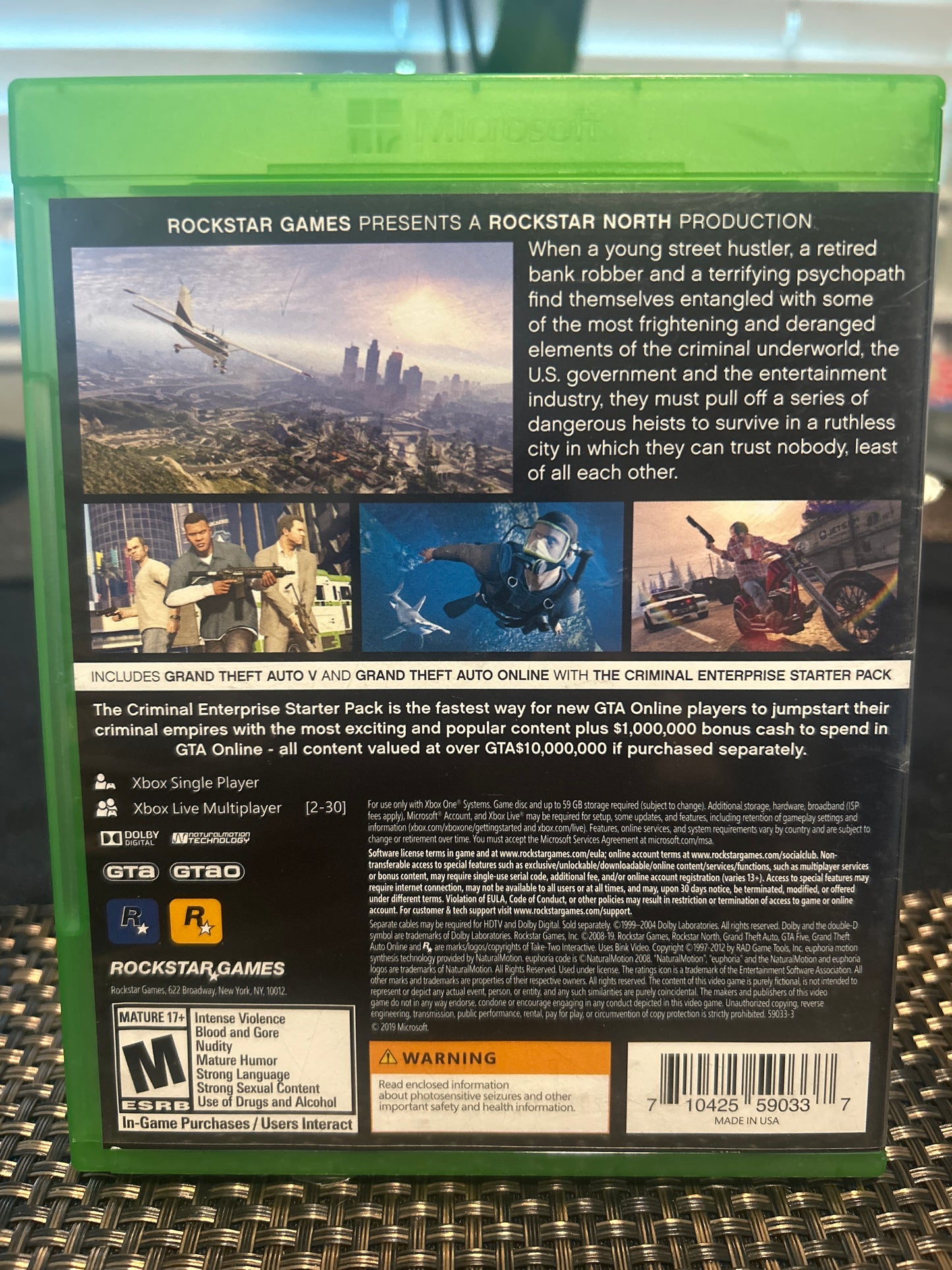 Grand theft auto V (Xbox one)